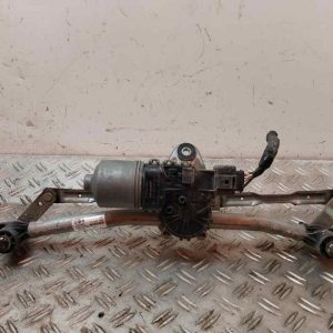 MOTOR LIMPIA DELANTERO 0390241564