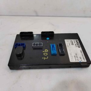 CAJA RELES / FUSIBLES 5801583461
